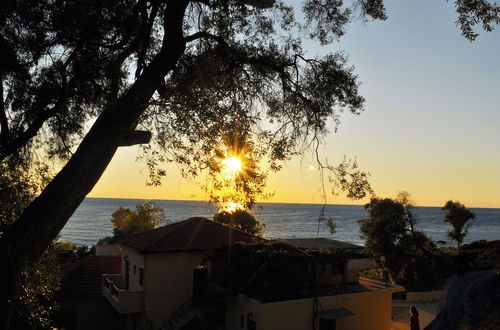 Photo 12 - Holiday House Angelos on Agios Gordios Beach