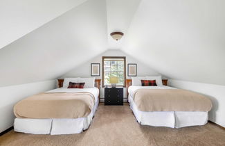 Photo 3 - Bighorn by Avantstay Spacious Ski Cabin w/ Sprawling Porch, Views & Hot Tub