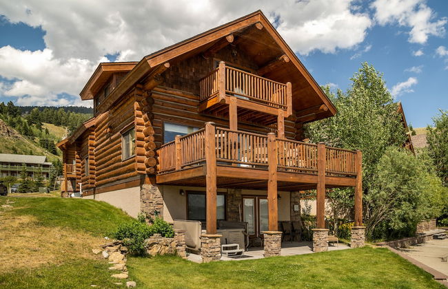 Kings Cabin - Photo 1