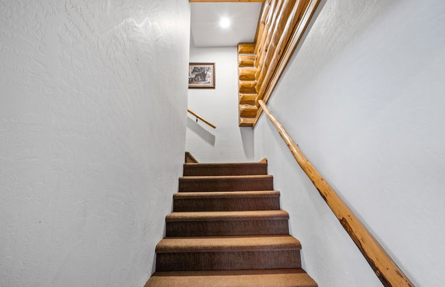 Kings Cabin - Photo 33