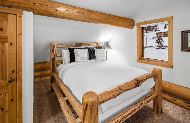 Kings Cabin - Photo 11