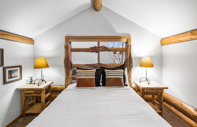 Kings Cabin - Photo 16