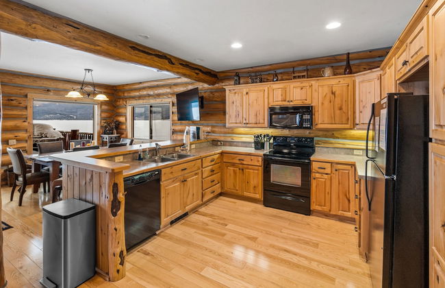 Kings Cabin - Photo 6