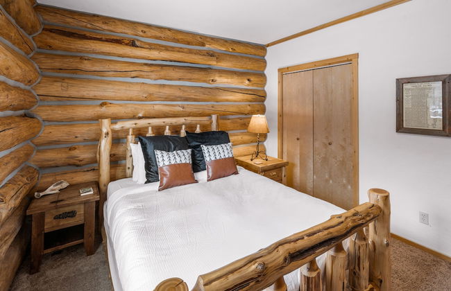 Kings Cabin - Photo 4