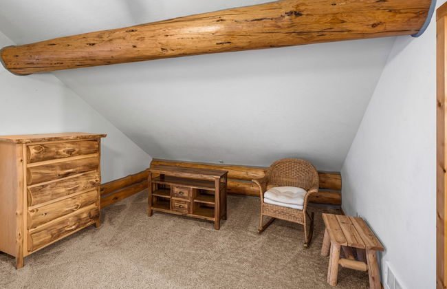 Kings Cabin - Photo 15