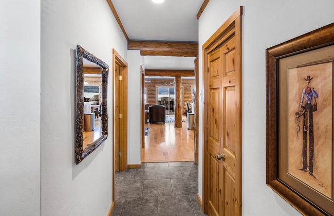 Kings Cabin - Photo 20