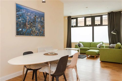 Photo 13 - Stylish 2 Bedroom Apartment in Greenwich