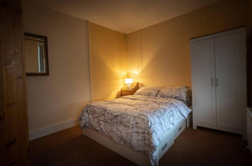 Photo 6 - Newly Available 3-bed Apt in Porthcawl, 6 Guests