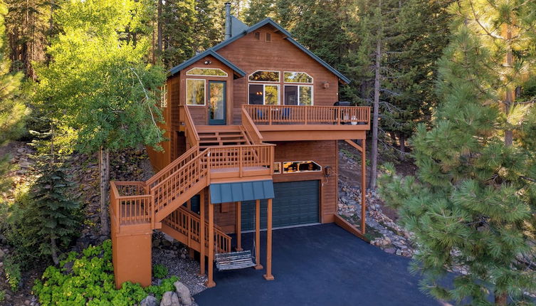 Photo 1 - Golden Summit by Avantstay Stunning Secluded Cabin w/ Access to Tahoe Donner