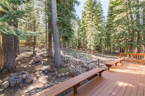 Photo 18 - Golden Summit by Avantstay Stunning Secluded Cabin w/ Access to Tahoe Donner