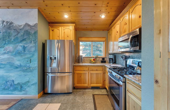Golden Summit by Avantstay Stunning Secluded Cabin w/ Access to Tahoe Donner - Foto 40