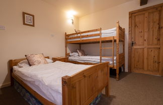 Photo 3 - The Holmes Barn - Sleeps 16 - Peak District