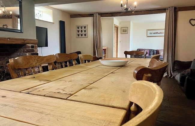 The Holmes Barn - Sleeps 16 - Pet Friendly - Foto 12