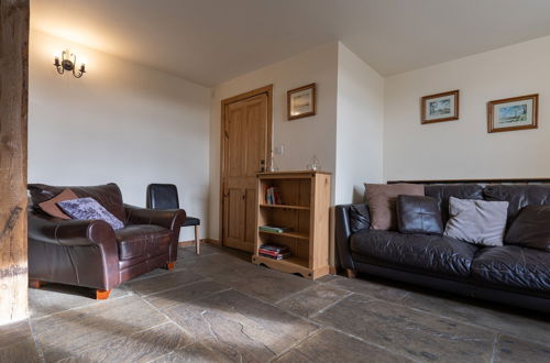 Photo 7 - The Holmes Barn - Sleeps 16 - Peak District