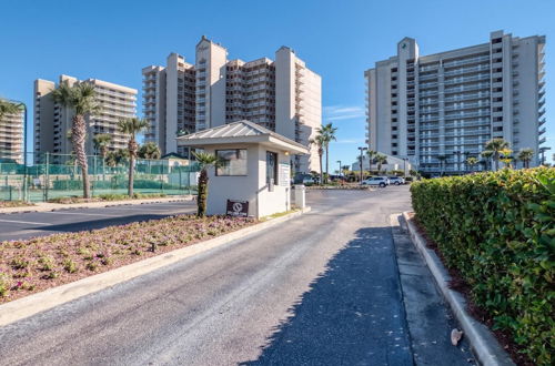 Photo 34 - Stunning Corner Unit in Orange Beach Outdoor Pool