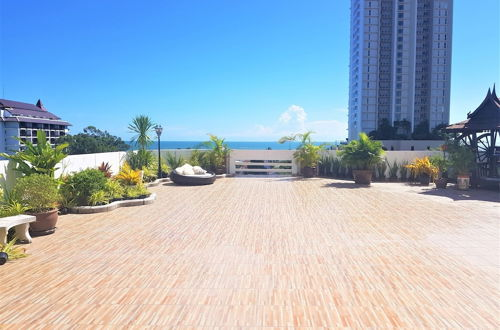 Foto 9 - Fantastic sea Pool Views With Huge Terrace at Paradise Condominium Jomtien