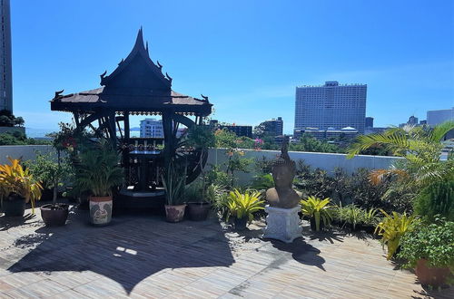 Photo 18 - Fantastic sea Pool Views With Huge Terrace at Paradise Condominium Jomtien