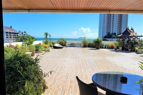 Foto 37 - Fantastic sea Pool Views With Huge Terrace at Paradise Condominium Jomtien