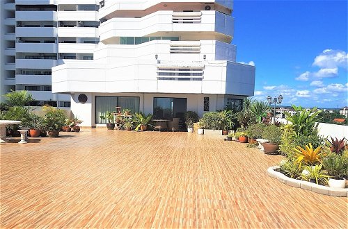 Foto 19 - Fantastic sea Pool Views With Huge Terrace at Paradise Condominium Jomtien
