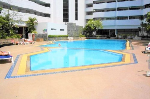 Foto 26 - Fantastic sea Pool Views With Huge Terrace at Paradise Condominium Jomtien