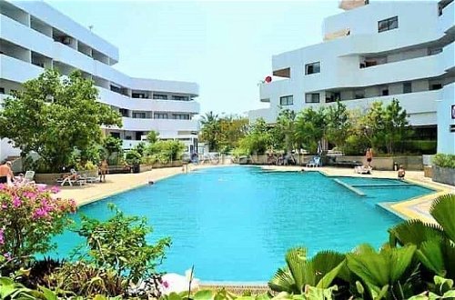 Foto 29 - Fantastic sea Pool Views With Huge Terrace at Paradise Condominium Jomtien