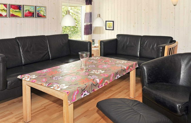 8 Person Holiday Home in Ansager - Foto 26