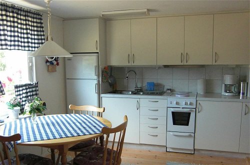 Photo 3 - 5 Person Holiday Home in Bergkvara