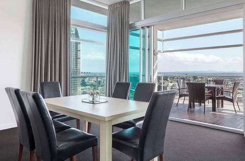 Photo 24 - Oaks Brisbane Casino Tower Suites