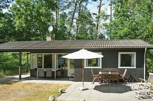 Foto 15 - 4 Person Holiday Home in Aakirkeby