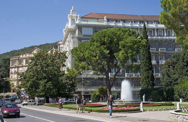 Luxury Apartment in Opatija for 8 People With Pool and Silk Bedding - Foto 27