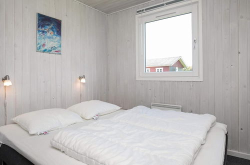 Foto 6 - 6 Person Holiday Home in Lokken