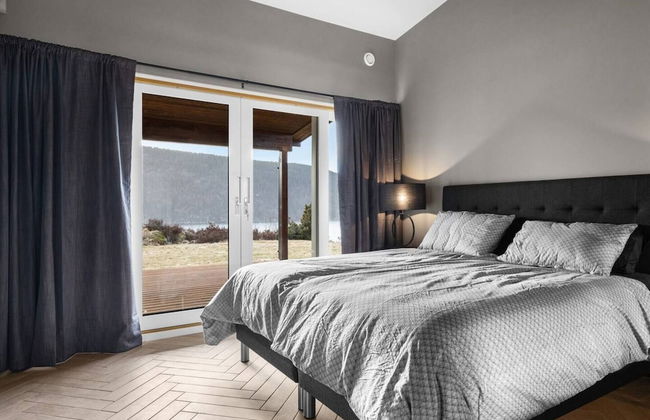 Modern Sleeps 14 w/ Panoramic Fjord-view, Petsok - Foto 1