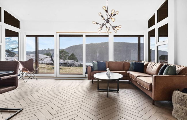 Modern Sleeps 14 w/ Panoramic Fjord-view, Petsok - Photo 13