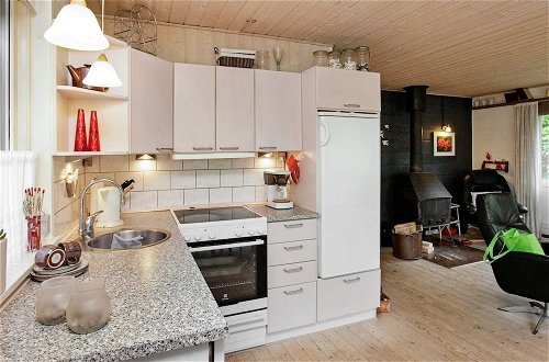 Photo 2 - 6 Person Holiday Home in Roslev