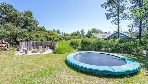 Bañera de hidromasaje al aire libre