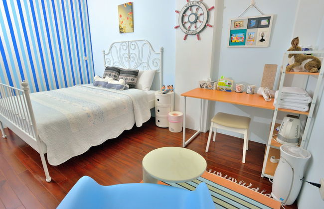 White Cotton Candy B&B - Photo 5