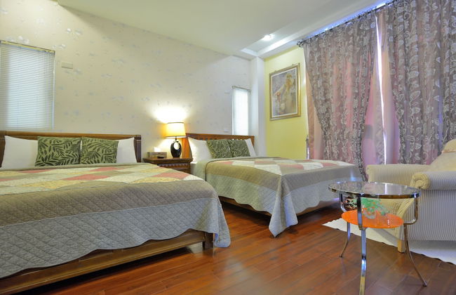 White Cotton Candy B&B - Photo 20