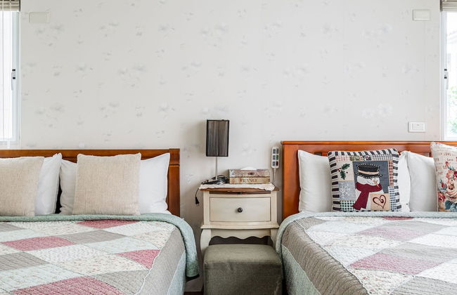 White Cotton Candy B&B - Photo 39