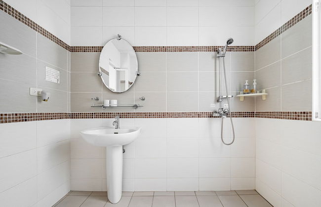 White Cotton Candy B&B - Photo 53