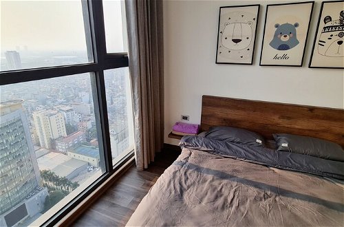 Photo 37 - Canh Apartment in Vinhome Skylake