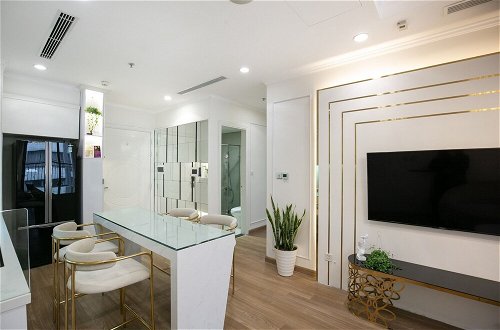 Photo 17 - Canh Apartment in Vinhome Skylake