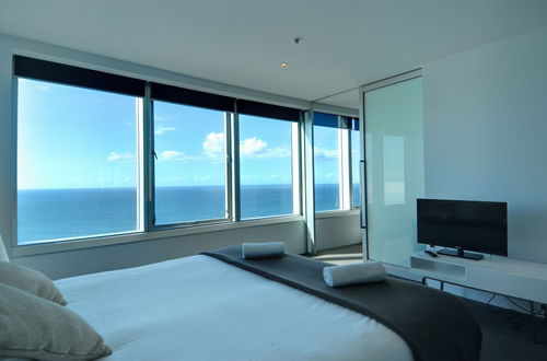 Photo 3 - Apartment 4204 - HR Surfers Paradise