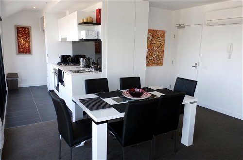 Photo 27 - Aura on Flinders Serviced Apartments
