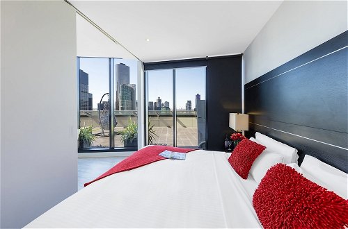 Photo 13 - Aura on Flinders Serviced Apartments