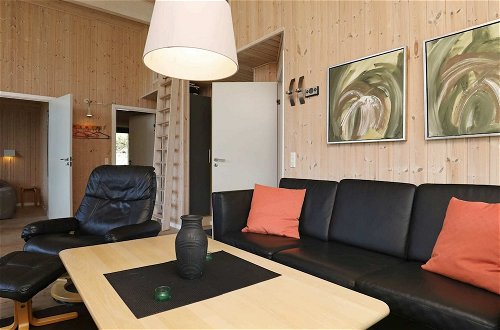 Photo 9 - 8 Person Holiday Home in Ulfborg