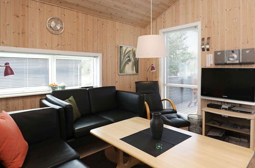 Photo 14 - 8 Person Holiday Home in Ulfborg