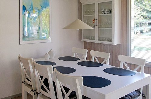 Photo 9 - 4 Person Holiday Home in Dannemare
