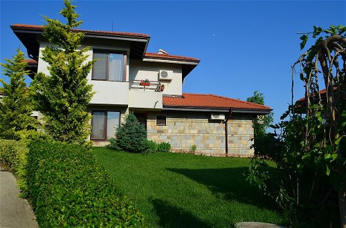 Photo 1 - Villa on the Black Sea