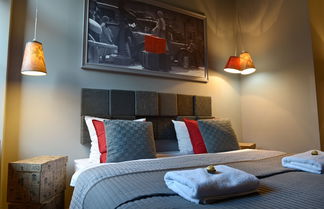 Photo 3 - La Gioia Grey Stylish Apartments