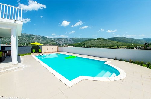 Photo 32 - Luxury Villa Horizon